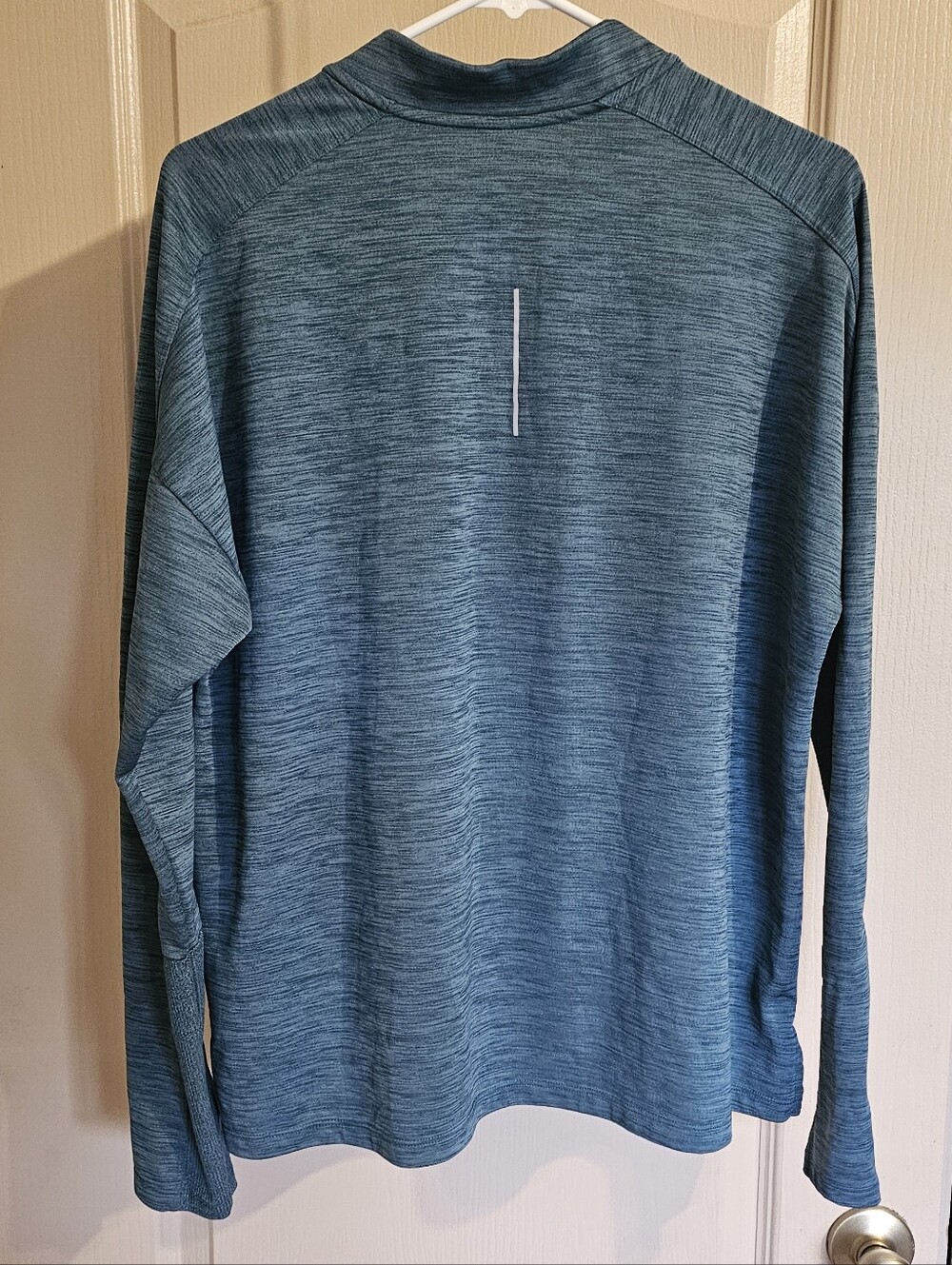 Women's Nike Running Dry Fit 1/4 Zip Pullover Shirt With Thumb Holes XL - Picture 5 of 5